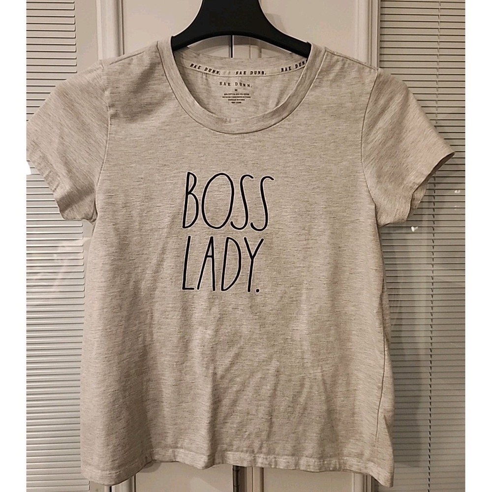 Rae Dunn Boss Lady Graphic Tee Women M Light Gray Cotton Blend Casual Basic Tee
